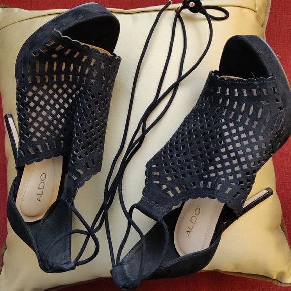 Priced to clear!💥Aldo suede net strappy heels👡👡 - Picture 3 of 8